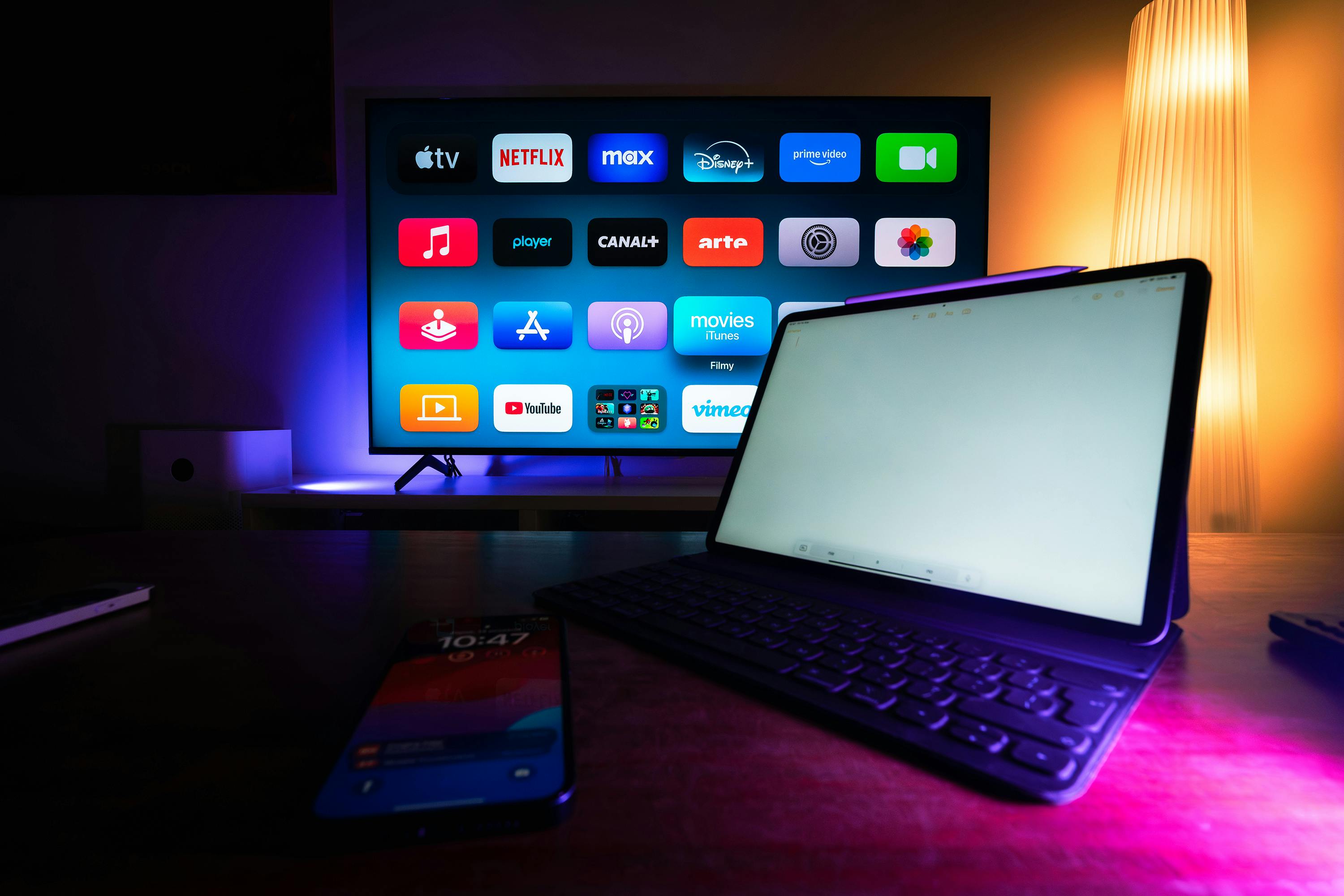 IPTV sur Smart TV en 4K avec IRON TV PRO